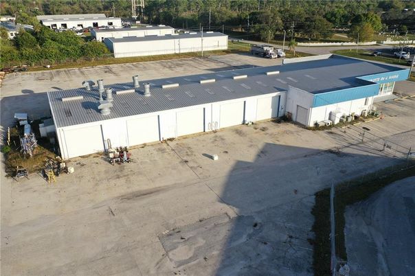 Exterior, Drone