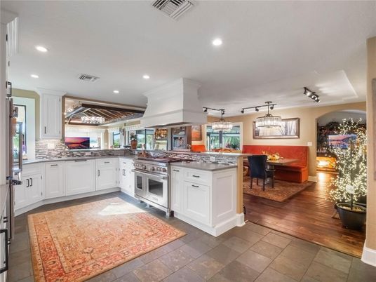 Dining room, Interior, Kitchen, Living room, Pendant Lights, Recessed Lighting, Stainless Steel Appliances, Wood Texture Flooring