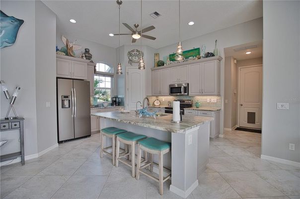 Interior, Kitchen, Pendant Lights, Recessed Lighting, Stainless Steel Appliances