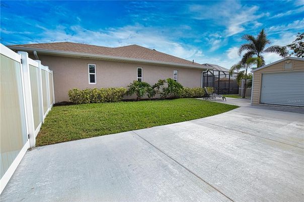Backyard, Detached Garage, Exterior