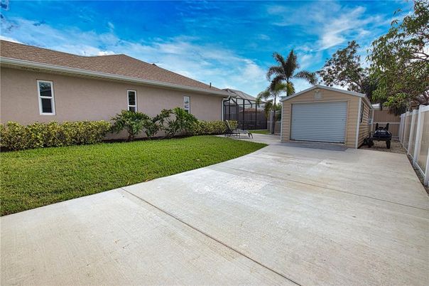 Backyard, Detached Garage, Exterior