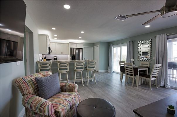 Dining room, Interior, Kitchen, Recessed Lighting, Stainless Steel Appliances, Wood Texture Flooring