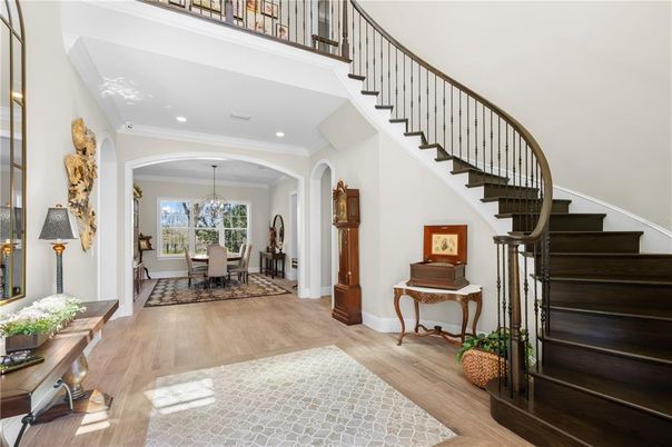 Chandelier, Dining room, Interior, Recessed Lighting, Wood Texture Flooring