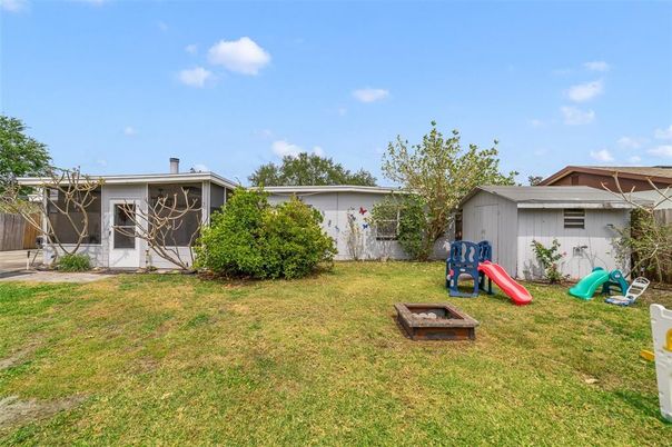 Backyard, Exterior, Playground
