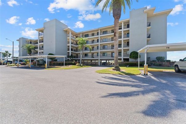 Exterior, Facade, Condo Building