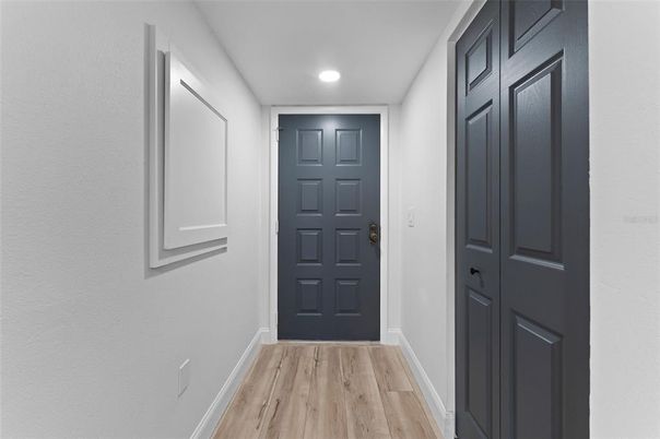 Interior, Recessed Lighting, Wood Texture Flooring