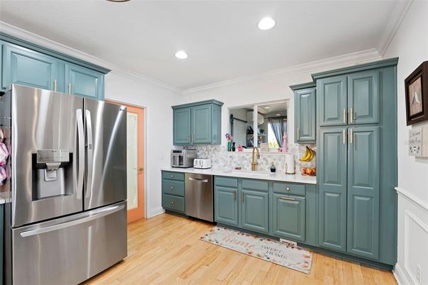 Interior, Kitchen, Recessed Lighting, Stainless Steel Appliances, Wood Texture Flooring