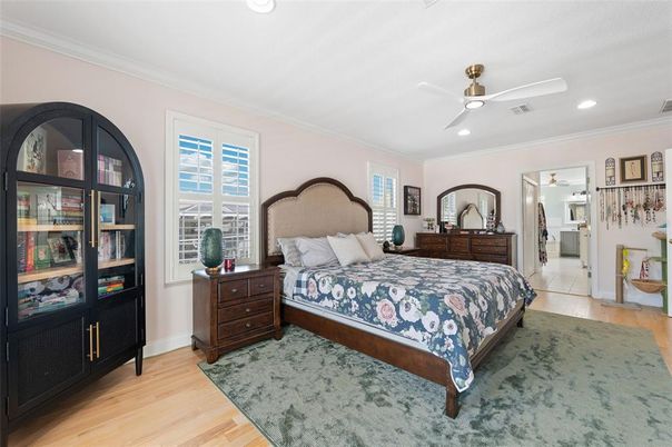Bedroom, Interior, Recessed Lighting, Wood Texture Flooring