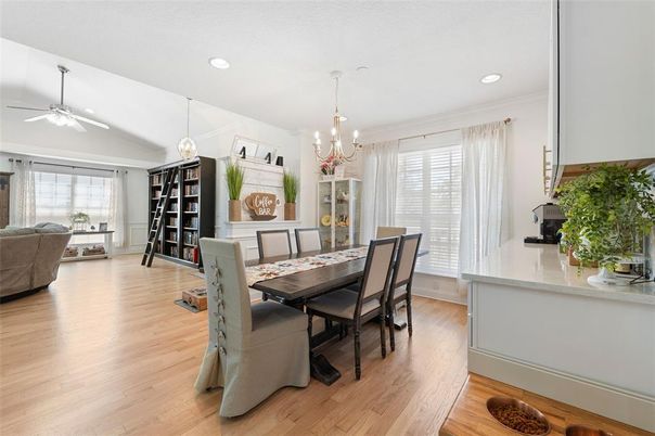 Chandelier, Dining room, Interior, Pendant Lights, Recessed Lighting, Wood Texture Flooring