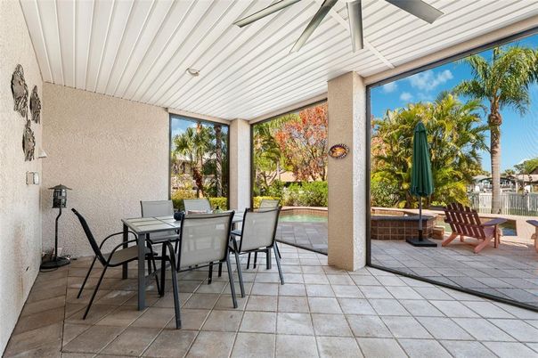 Dining room, Interior, Sun Room