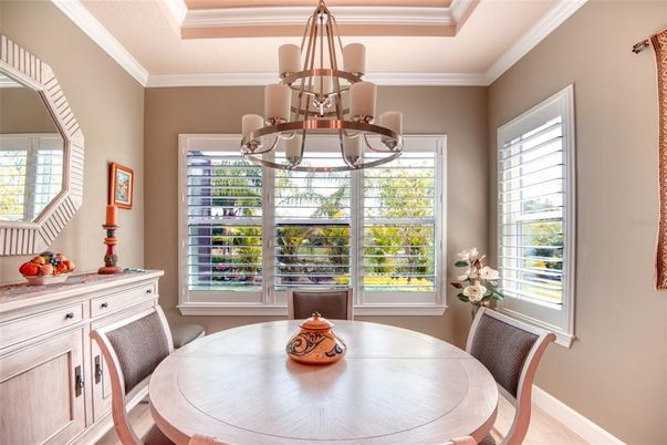 Chandelier, Dining room, Interior