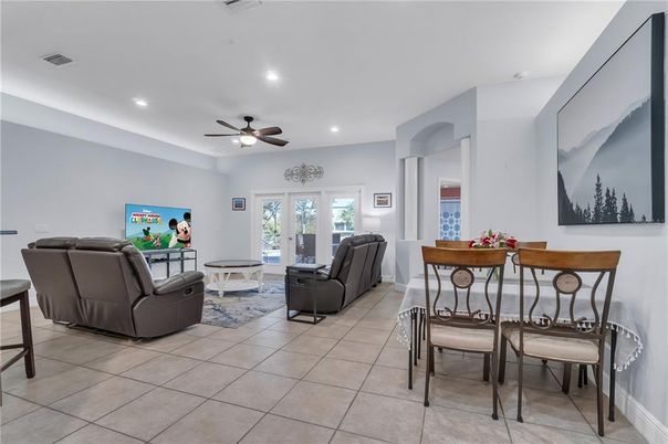 Dining room, Interior, Living room, Recessed Lighting
