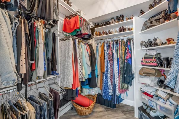 Interior, Walk-in Closets, Wood Texture Flooring