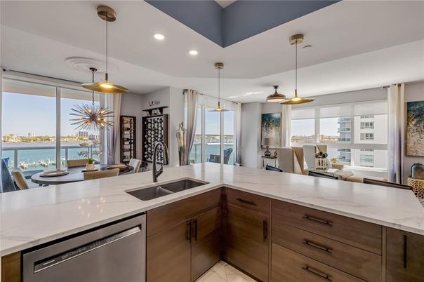 Dining room, Interior, Kitchen, Pendant Lights, Recessed Lighting, Water
