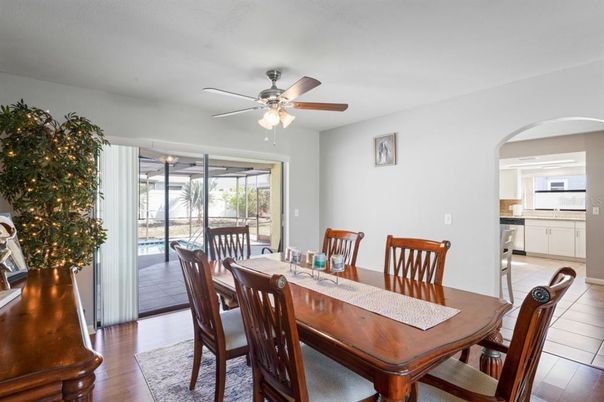 Dining room, Interior, Wood Texture Flooring