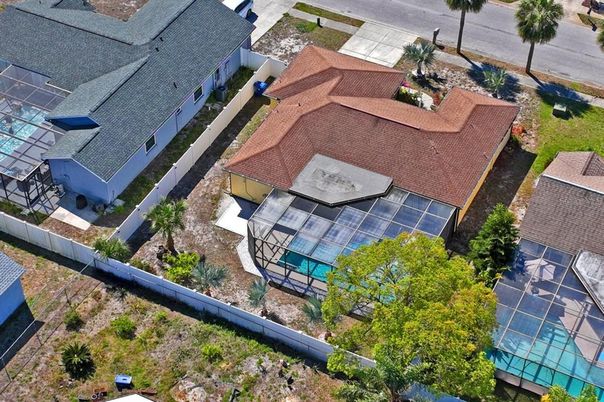 Exterior, Drone