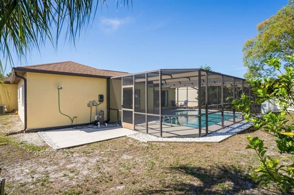 Backyard, Exterior, Pool