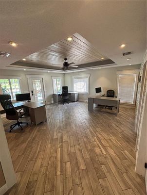 Home Office, Interior, Recessed Lighting, Wooden Ceilings, Wood Texture Flooring