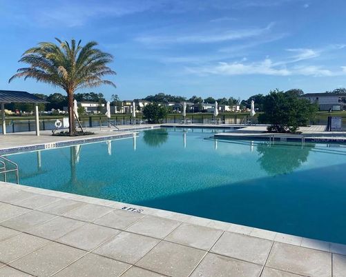 Exterior, Pool
