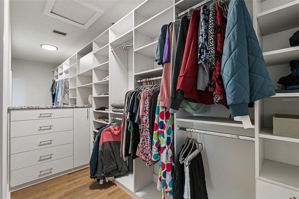 Interior, Recessed Lighting, Walk-in Closets, Wood Texture Flooring