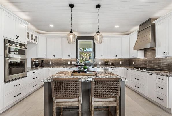 Interior, Kitchen, Pendant Lights, Recessed Lighting, Stainless Steel Appliances