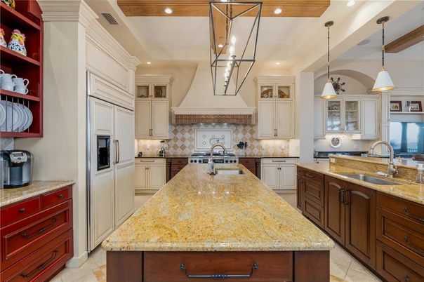 Interior, Kitchen, Pendant Lights, Recessed Lighting, Stainless Steel Appliances