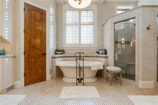 Bathroom, Free Standing Baths, Glass Shower, Interior