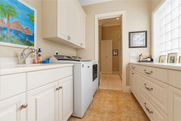 Interior, Recessed Lighting, Washer