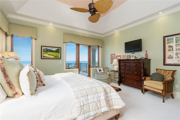 Bedroom, Interior, Recessed Lighting, Water