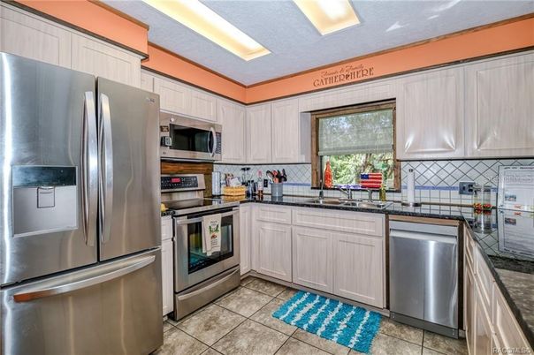 Interior, Kitchen, Stainless Steel Appliances