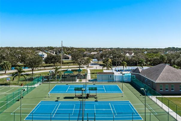 Exterior, Tennis Courts