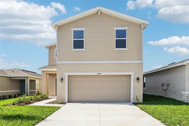 Attached, Exterior, Facade, American Craftsman