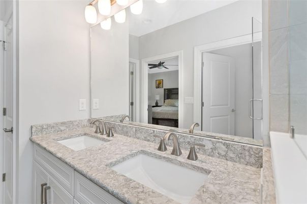 Bathroom, Bedroom, Dual Sink Vanities, Interior