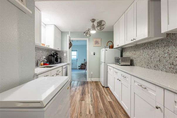 Interior, Kitchen, Wood Texture Flooring