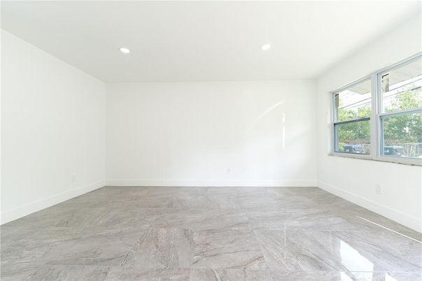 Empty room, Interior, Marble, Recessed Lighting