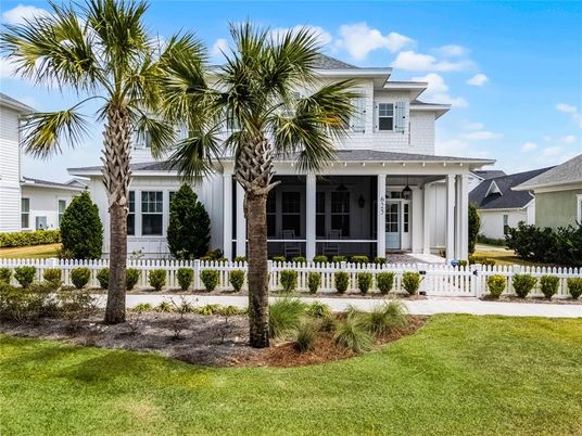 Backyard, Exterior, Facade, Farmhouse