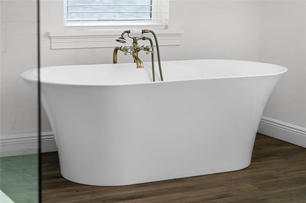 Bathroom, Free Standing Baths, Interior, Wood Texture Flooring