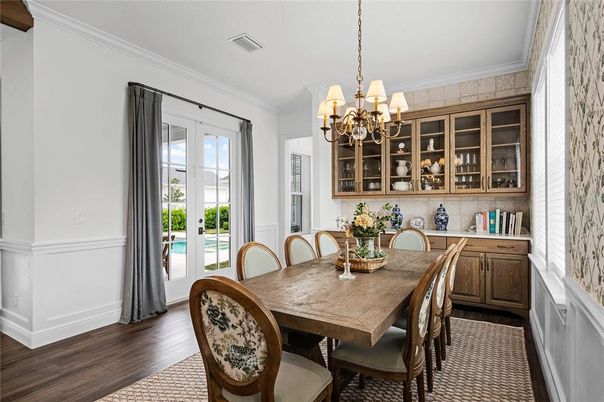 Chandelier, Dining room, Interior, Wood Texture Flooring