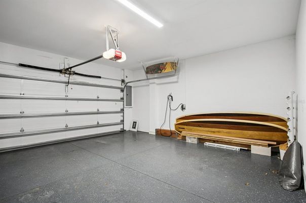 Garage, Interior