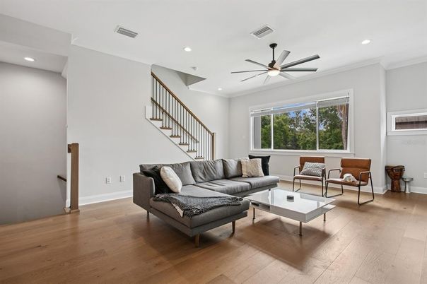 Interior, Living room, Recessed Lighting, Wood Texture Flooring