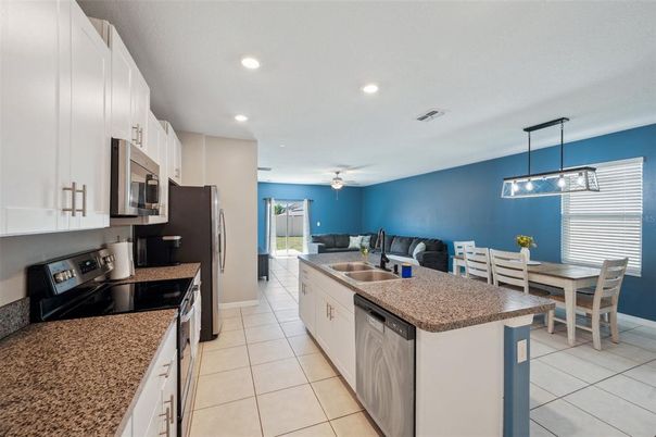 Dining room, Interior, Kitchen, Pendant Lights, Recessed Lighting