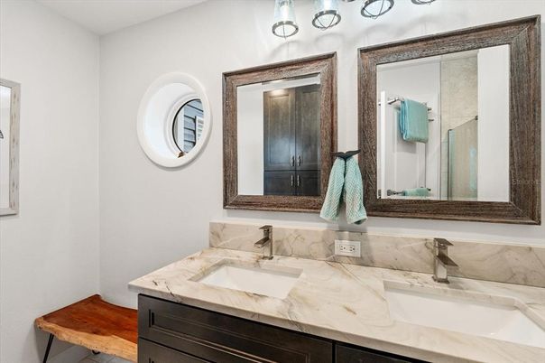 Bathroom, Dual Sink Vanities, Interior