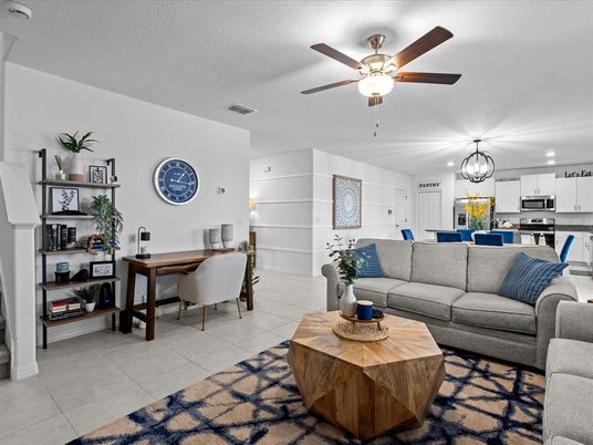 Chandelier, Dining room, Interior, Kitchen, Living room, Stainless Steel Appliances