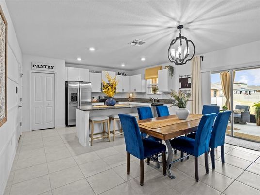 Dining room, Interior, Kitchen, Pendant Lights, Recessed Lighting, Stainless Steel Appliances
