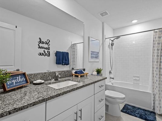 Bathroom, Dual Sink Vanities, Interior, Recessed Lighting