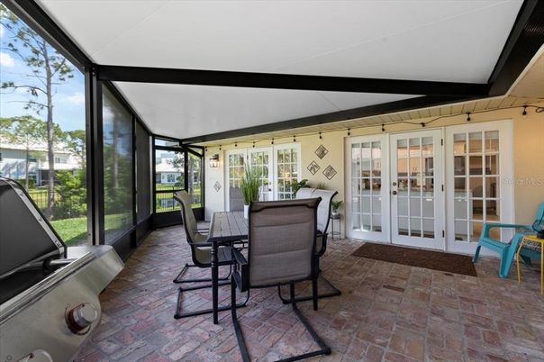 Dining room, Interior, Sun Room