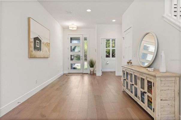 Interior, Recessed Lighting, Wood Texture Flooring
