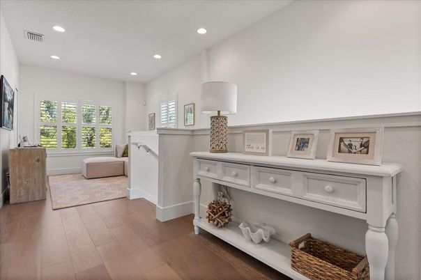 Interior, Recessed Lighting, Wood Texture Flooring