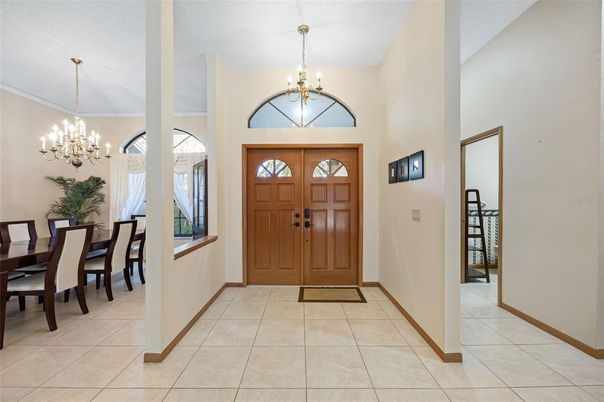 Chandelier, Dining room, Interior