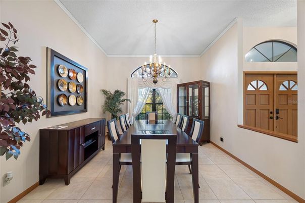 Chandelier, Dining room, Interior